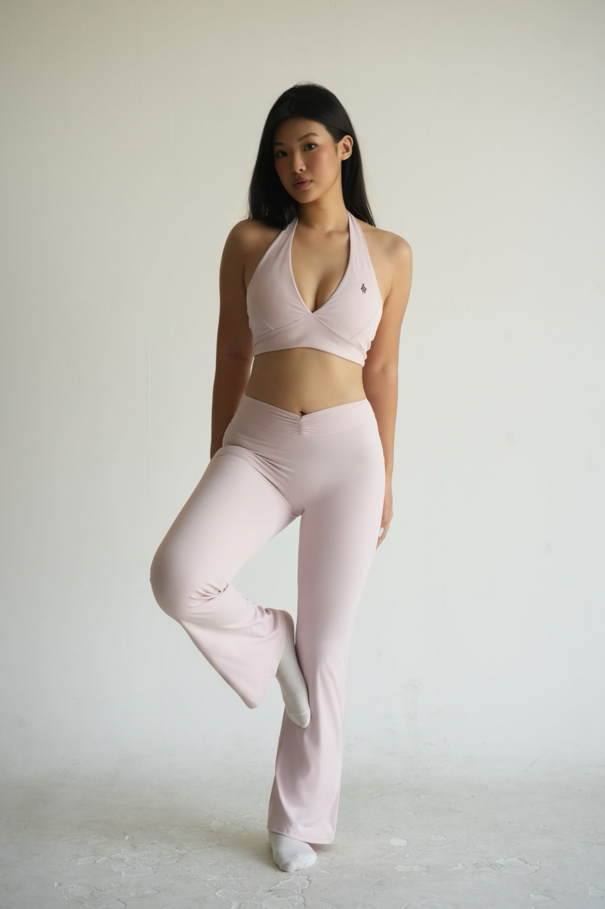 Evolve Line Contour Flare Pants – Baby Pink