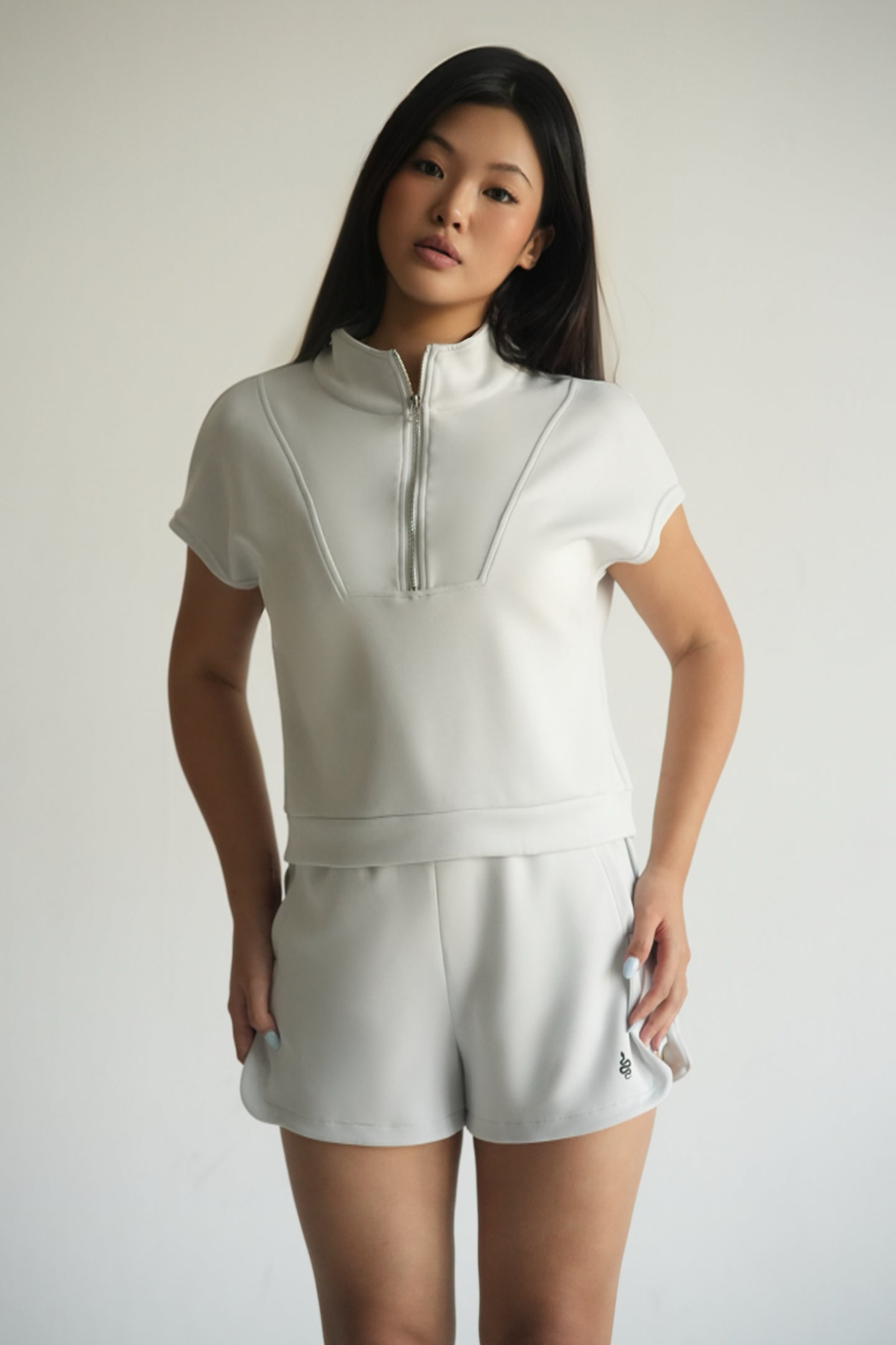 Serpente Zip Polo Crop Top – Mist White