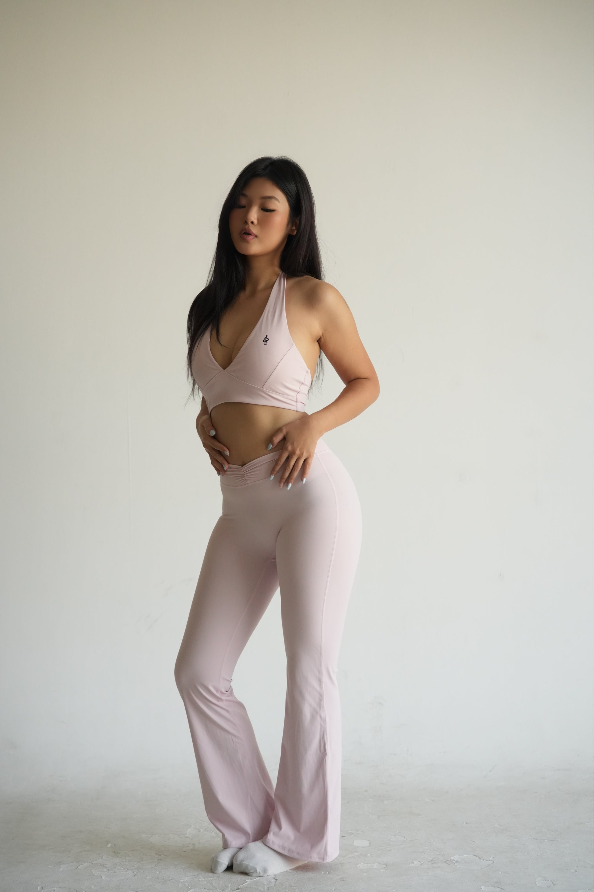 Evolve Line Halter Bra – Baby Pink